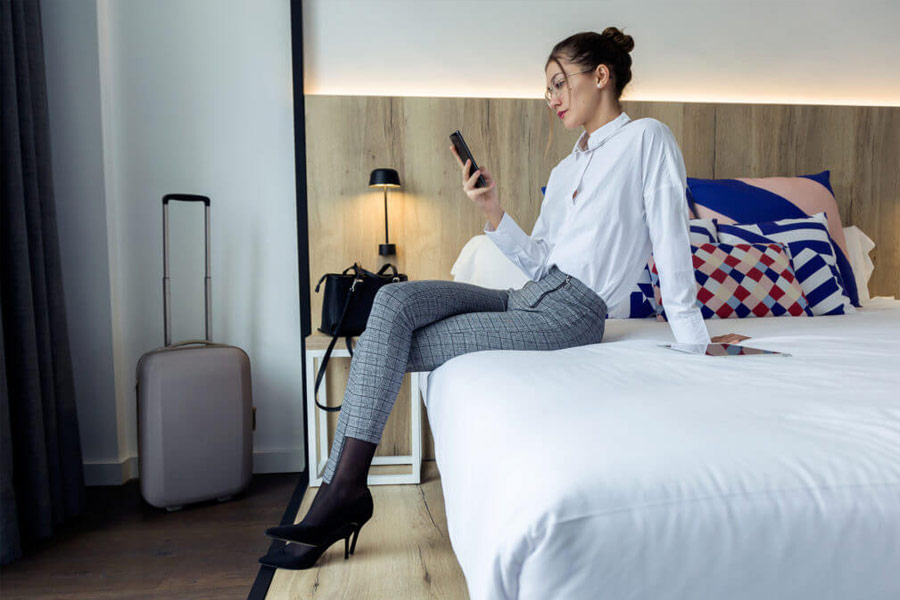 From books to charger, dress, things people have left behind hotel rooms