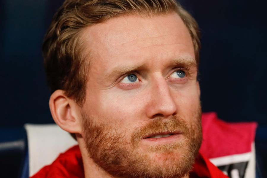 Andre Schurrle former FIFA World Cup winner German footballer becomes mountaineer 