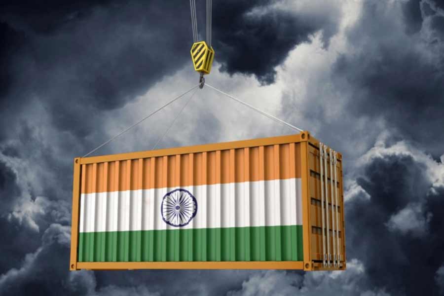 Export declines by 9 Percent in August 2024 India trade deficit widens 2 lakh crores