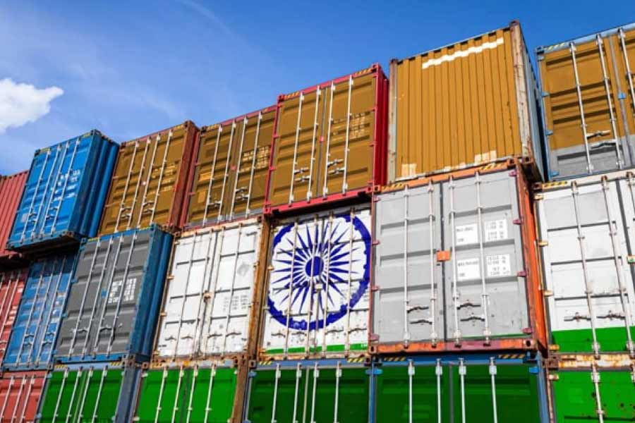 Export declines by 9 Percent in August 2024 India trade deficit widens 2 lakh crores