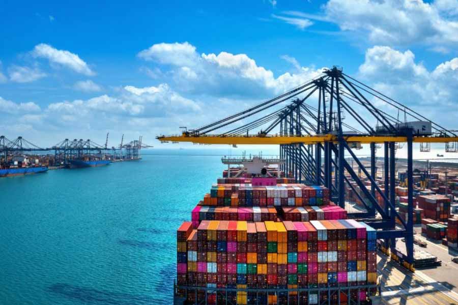 Export declines by 9 Percent in August 2024 India trade deficit widens 2 lakh crores