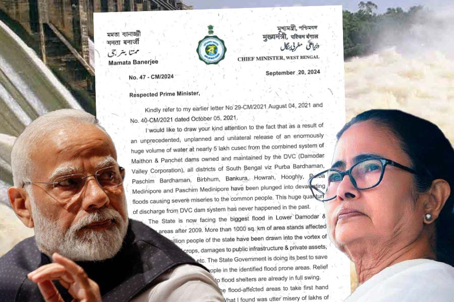 CM Mamata Banerjee writes to PM Narendra Modi for immediate consideration of flood situation in Bengal dgtl