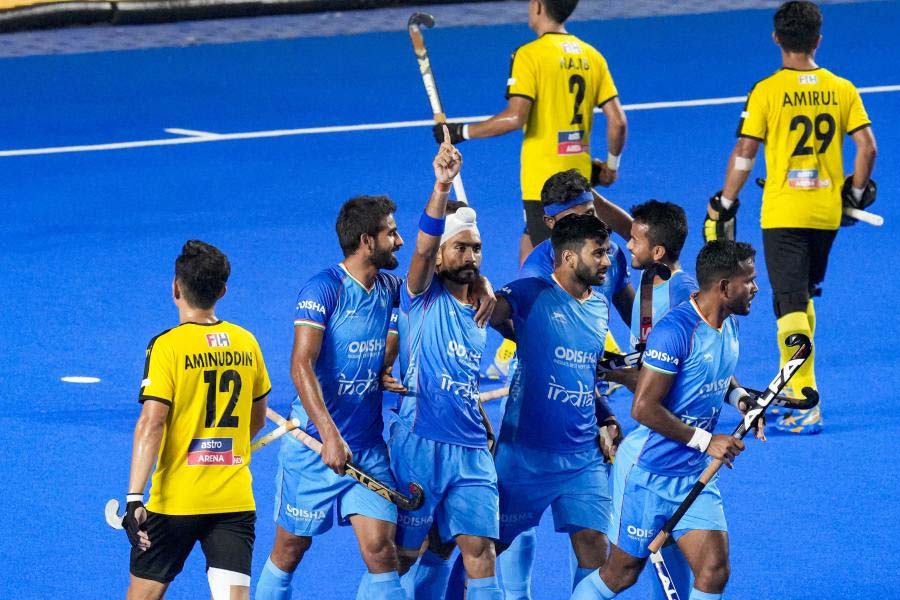 Jugraj Singh who sold water bottles tricolour flag at Attari border becomes India New Hockey Star 