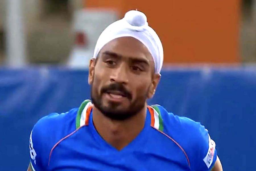 Jugraj Singh who sold water bottles tricolour flag at Attari border becomes India New Hockey Star 