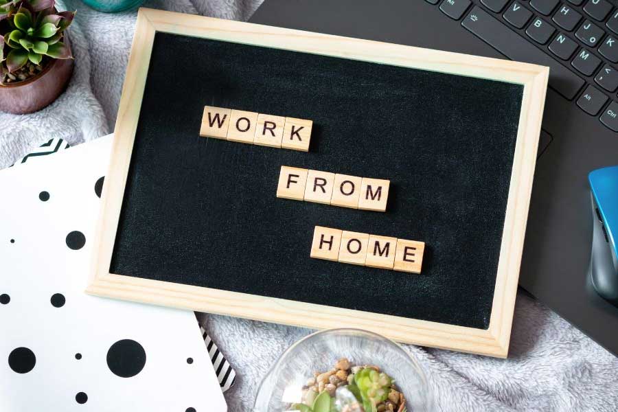 New trend in office, what are the benefits of hot desking 