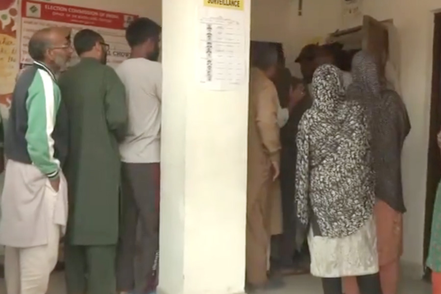 Phase 2 polling for 26 seats in 6 districts in Jammu and Kashmir