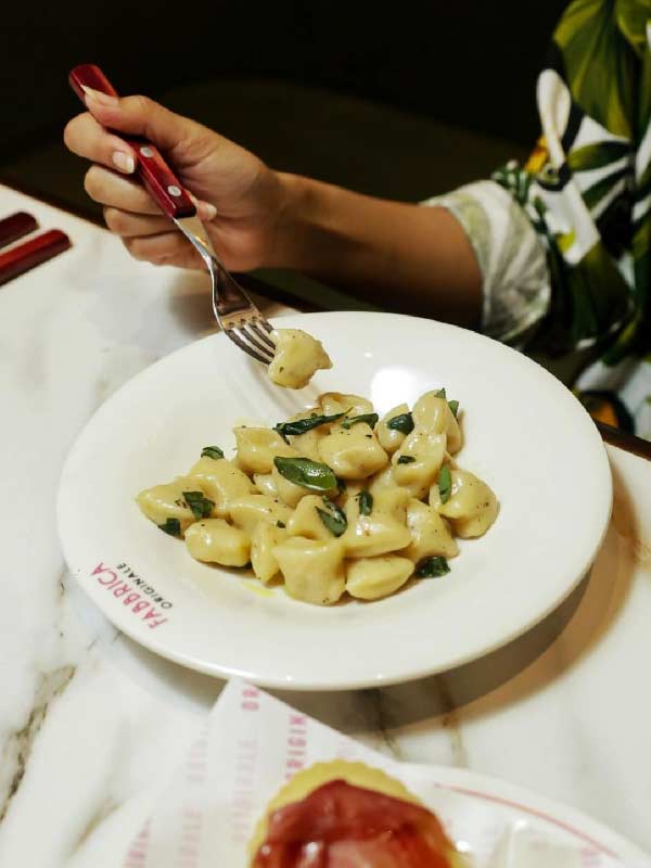 গানোচি বাটার সেজ।