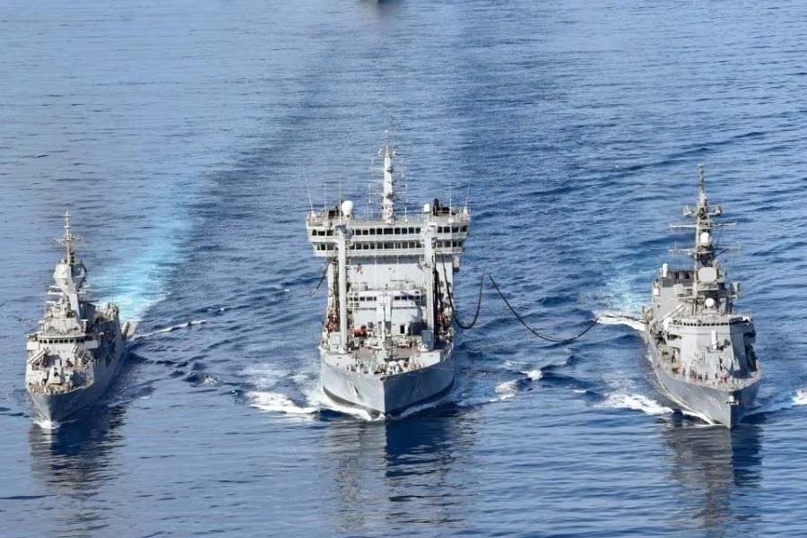 Weapons of India Navy arsenal list 