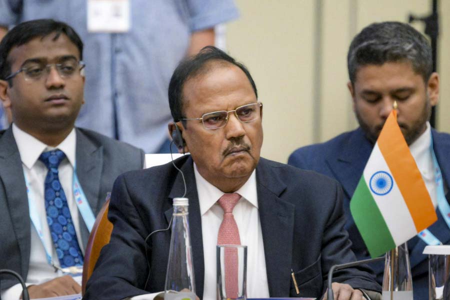 France offers full support in nuclear submarines underwater drones and fighter jet engines to India 