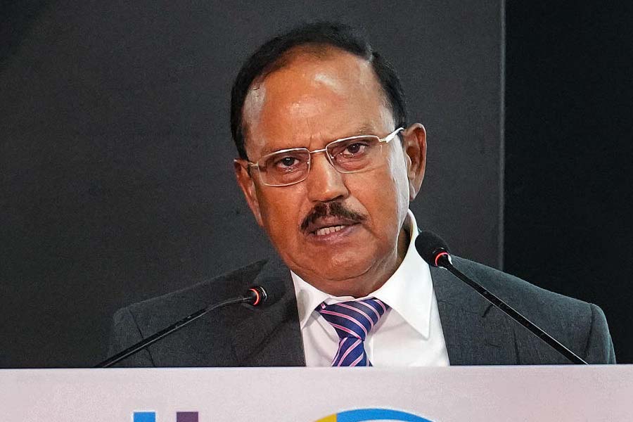 France offers full support in nuclear submarines underwater drones and fighter jet engines to India 