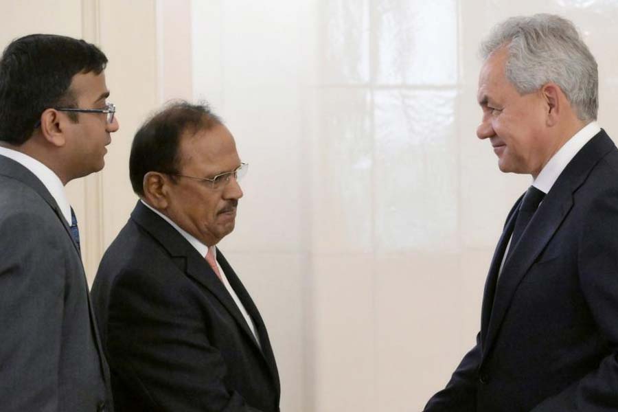 France offers full support in nuclear submarines underwater drones and fighter jet engines to India 