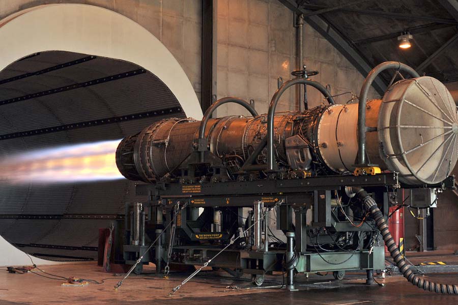 France offers full support in nuclear submarines underwater drones and fighter jet engines to India 