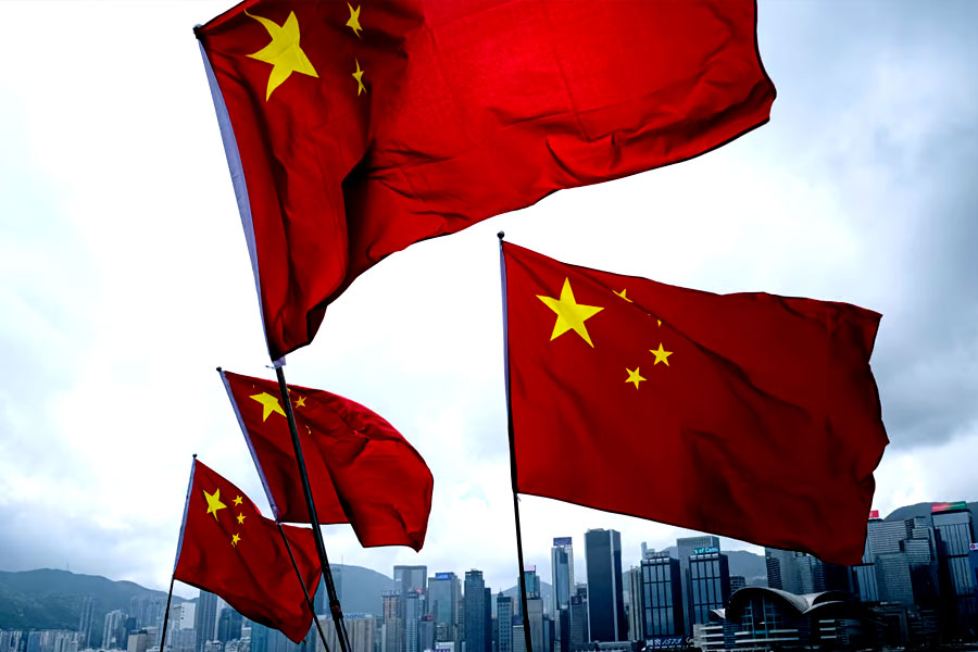 China successfully test fires intercontinental ballistic missile in Pacific that can strike US cities