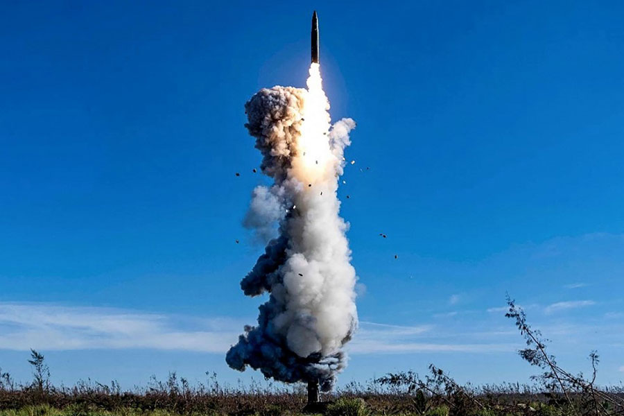 China successfully test fires intercontinental ballistic missile in Pacific that can strike US cities