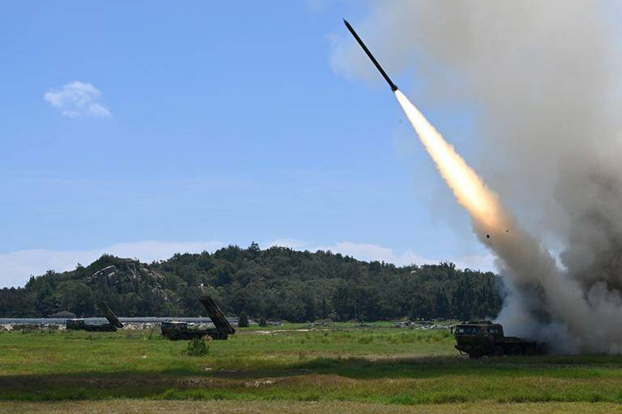 China successfully test fires intercontinental ballistic missile in Pacific that can strike US cities