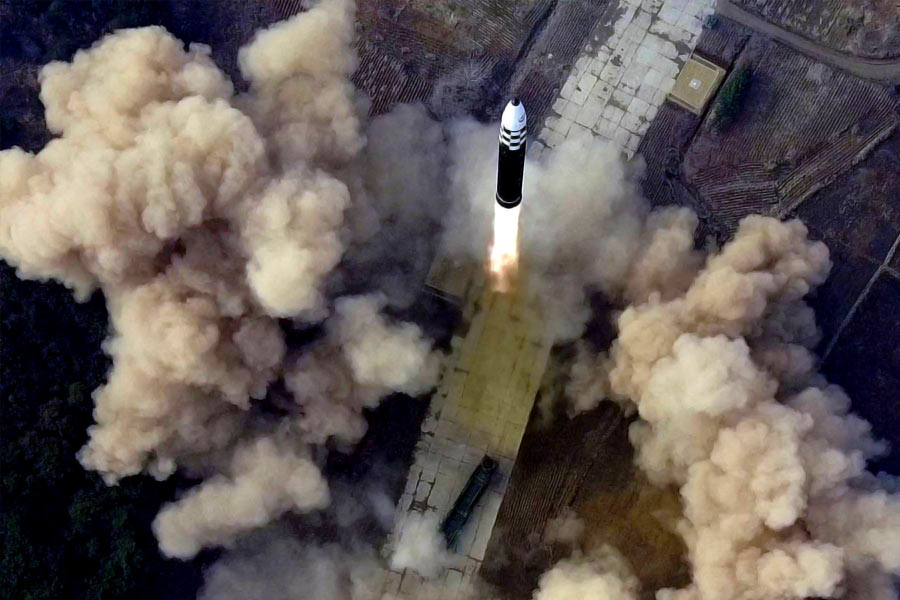 China successfully test fires intercontinental ballistic missile in Pacific that can strike US cities