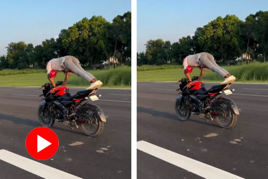 Bihar man performs dangerous stunts on a moving bike