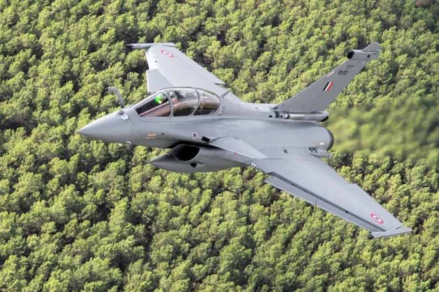 Fighter Jet to Air Defence System Know Indian Air Force fire power and arsenal 