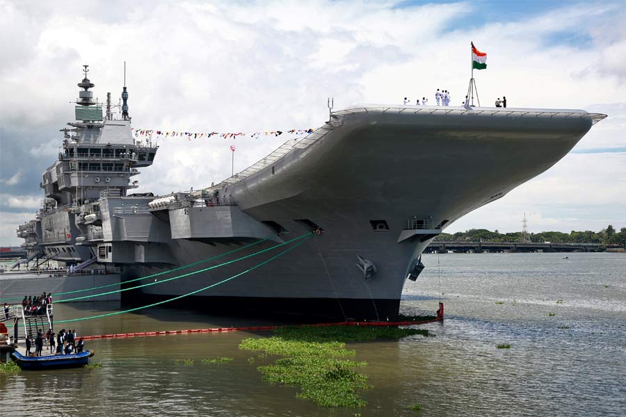 INS Vikramaditya how Russian decommissioned aircraft carrier came to Indian navy 