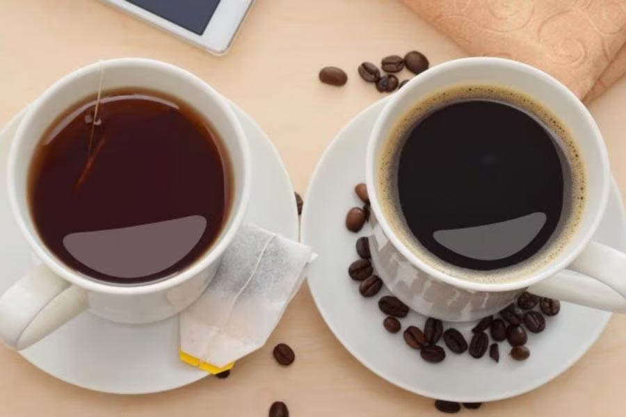 Black Coffee vs. Black Tea | Between black tea or coffee which one is ...