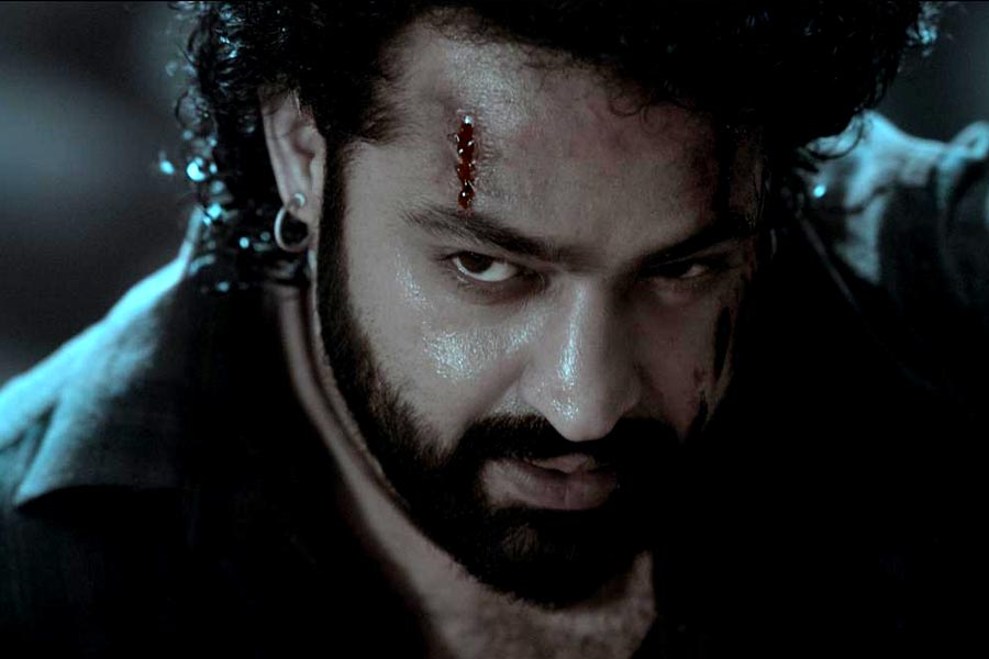 How many crores did Jr NTR, Janhvi Kapoor earn from Devara movie 