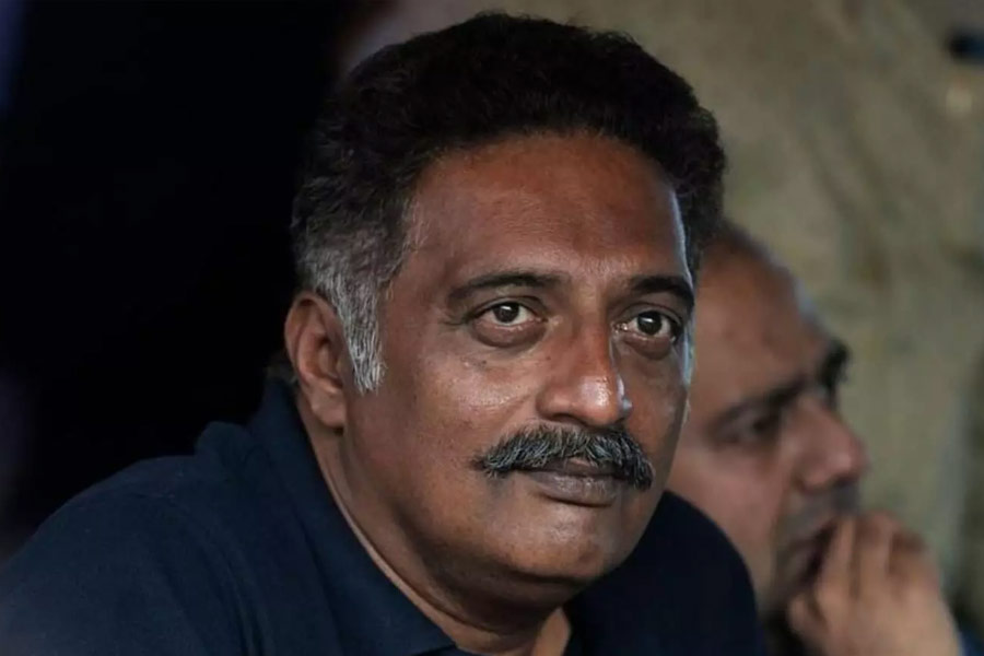 How many crores did Jr NTR, Janhvi Kapoor earn from Devara movie 