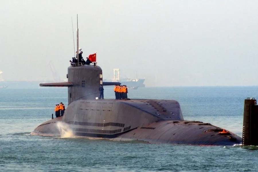 Chinese new Zhou class nuclear submarine mysteriously sank at Wuhan says America know the details 