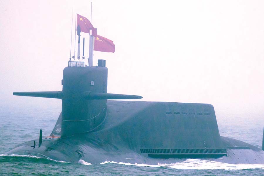 Chinese new Zhou class nuclear submarine mysteriously sank at Wuhan says America know the details 