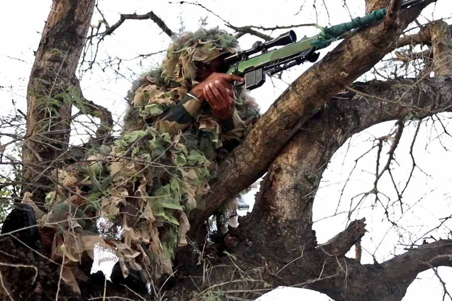 Indian Army using how many kinds of arms and ammunition know the details 