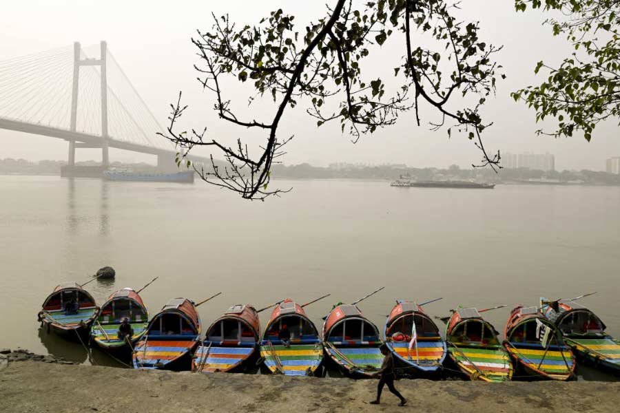 আগামী কয়েক দিনে দক্ষিণবঙ্গে বৃষ্টির সম্ভাবনা কম।