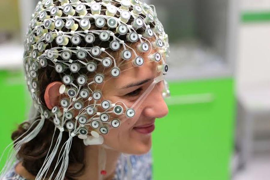 Japanese researchers have crafted a device to capture dream and play back 