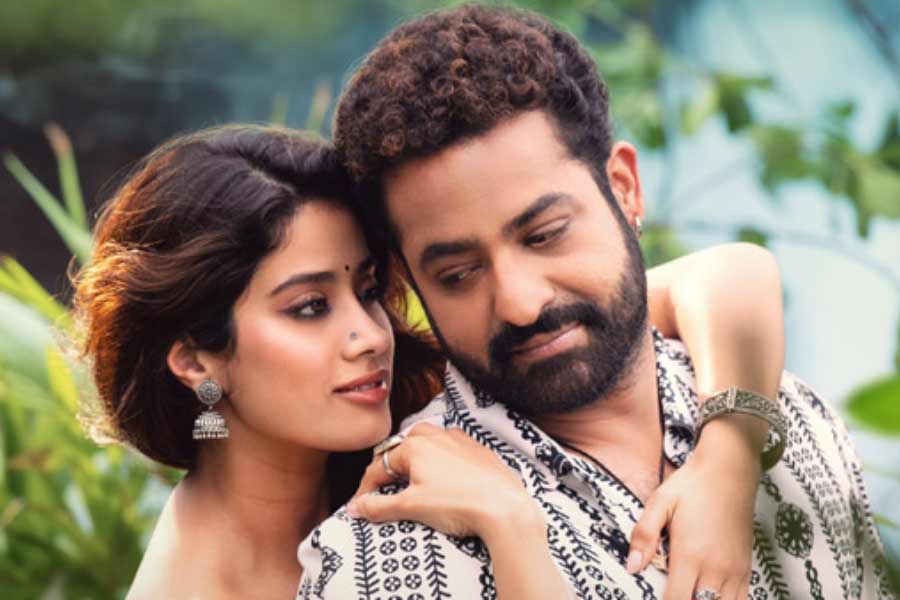 Review of the film Devara Part 1 starring NT Rama Rao Jr and Janhvi Kapoor
