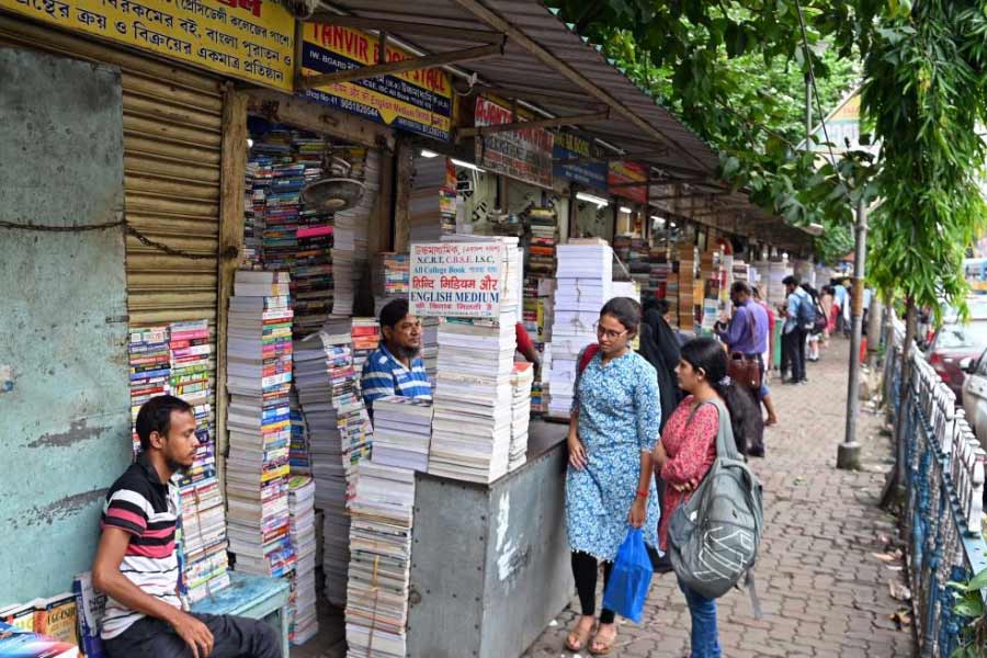 A Glimpse into Kolkata's Old Bookstores Beyond College Street