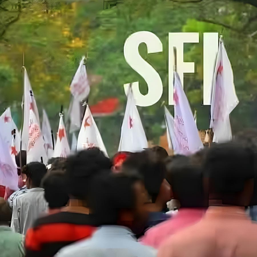 Police lathicharge on SFI, DYFI activists as they protest over Tamanna’s killing