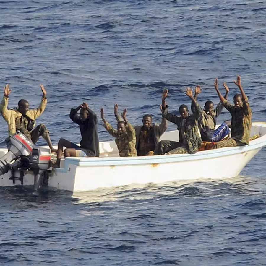 Pirates of Somalia famous for hijackings cargo ships for huge ransom, know their crazy life