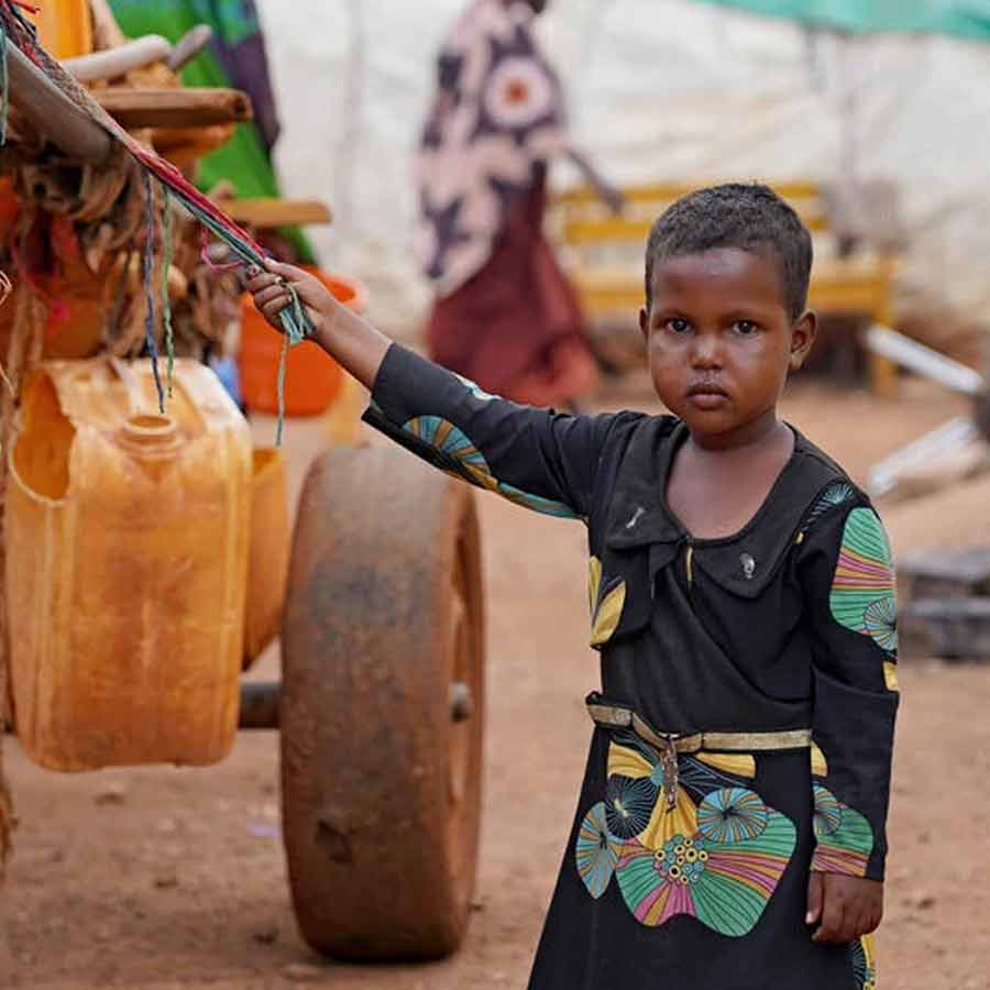 Pirates of Somalia famous for hijackings cargo ships for huge ransom, know their crazy life