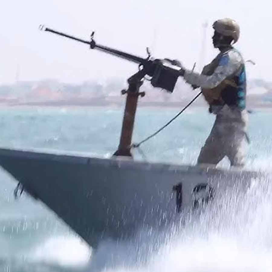 Pirates of Somalia famous for hijackings cargo ships for huge ransom, know their crazy life