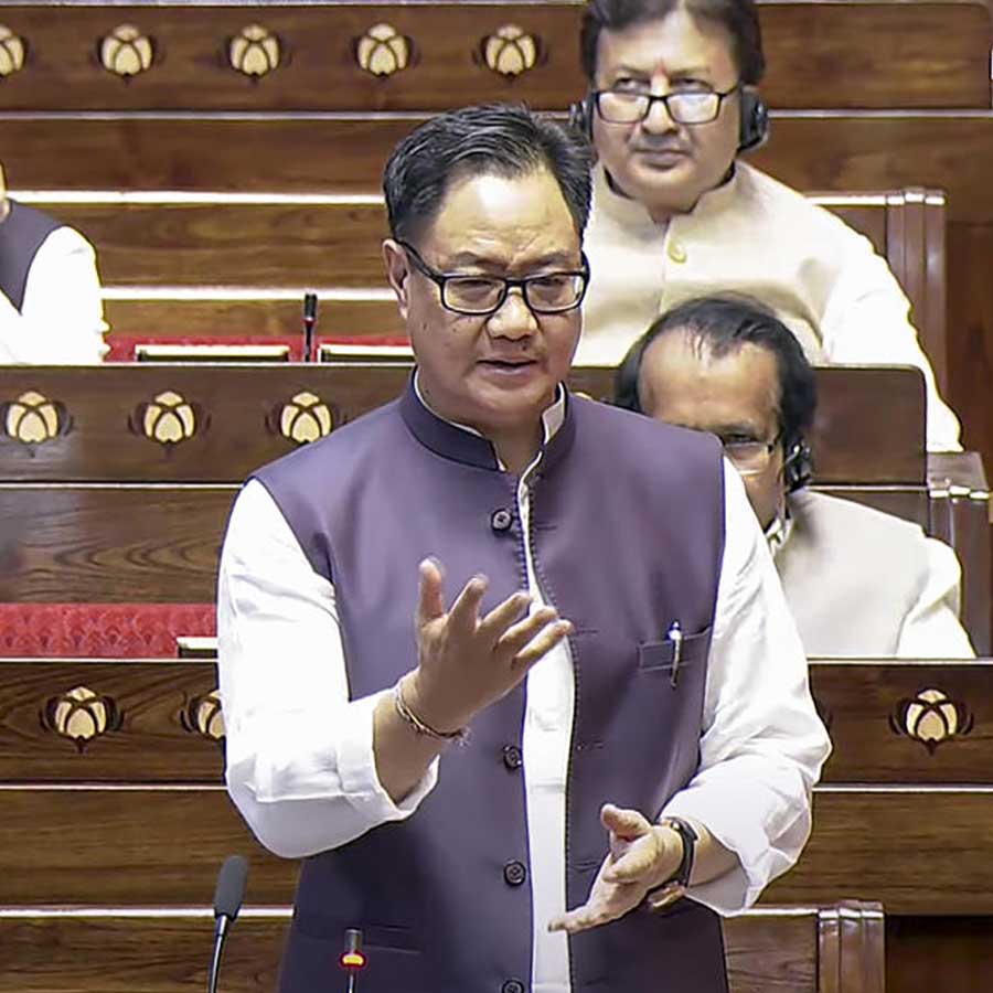After passed in Lok Sabha Waqf Amendment Bill tabled in Rajya Sabha on Thursday for debate