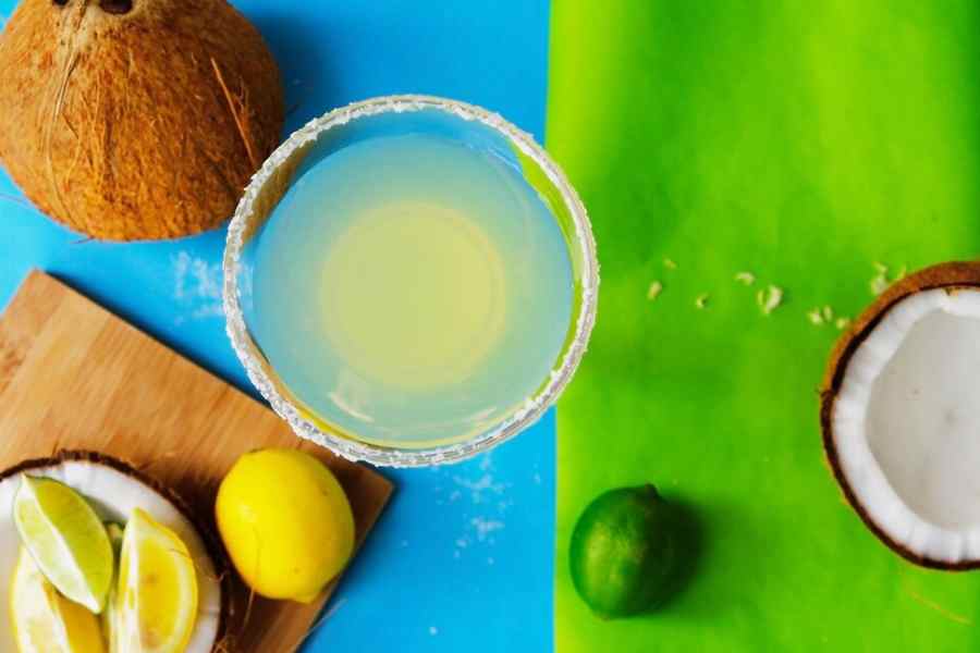 পাতিলেবুর ও নারকেল তেলের মাস্ক