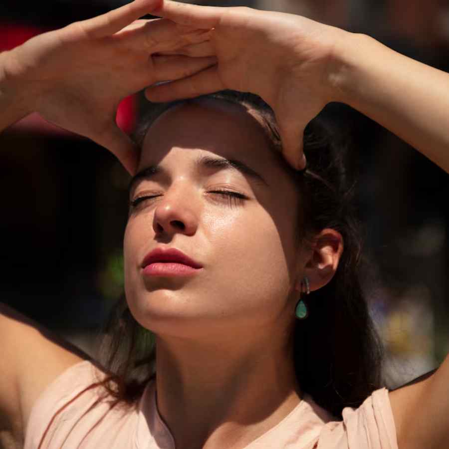 This effective homemade mask you can use for acne-prone oily skin