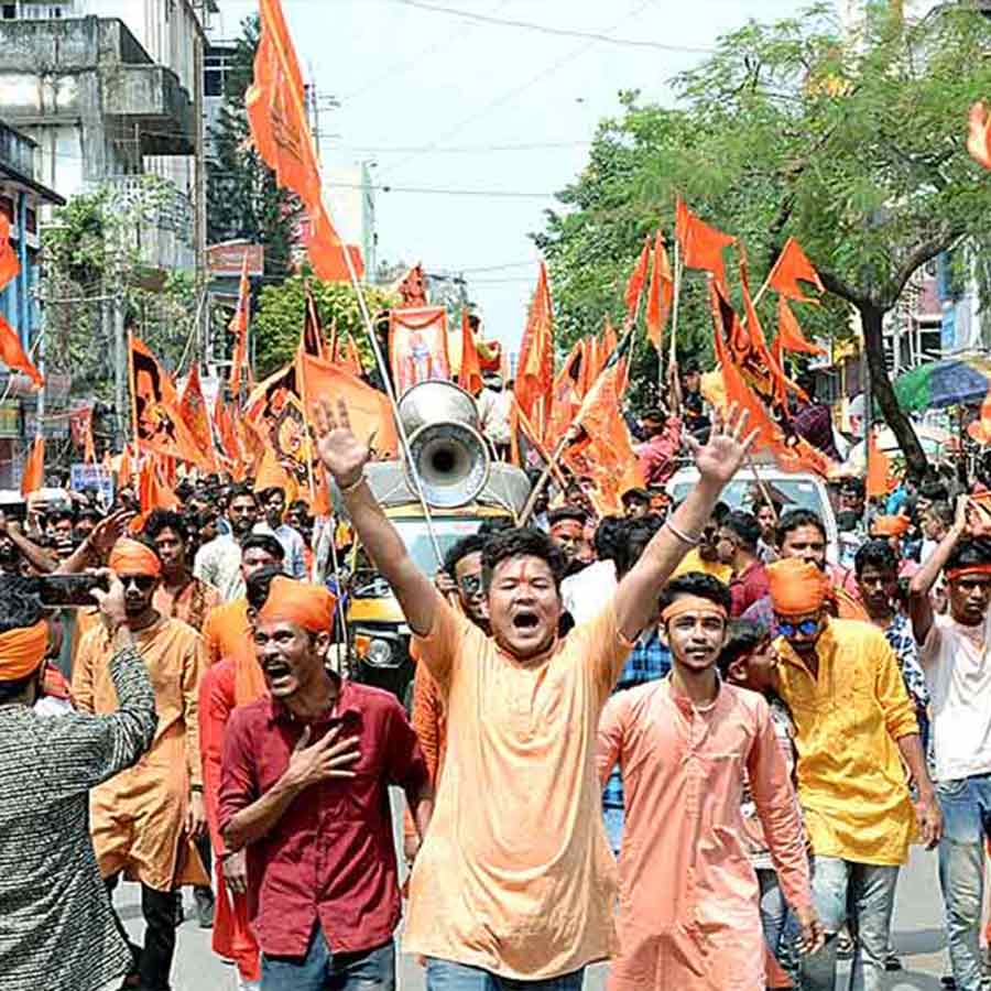 শান্তিরক্ষাই পরীক্ষা তৃণমূল ও বিজেপির।