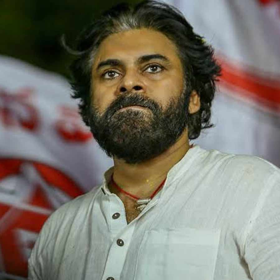 Students claim to have missed JEE exam due to Deputy Chief Minister\\\\\\\\\\\\\\\\\\\\\\\\\\\\\\\'s convoy in Andhra Pradesh