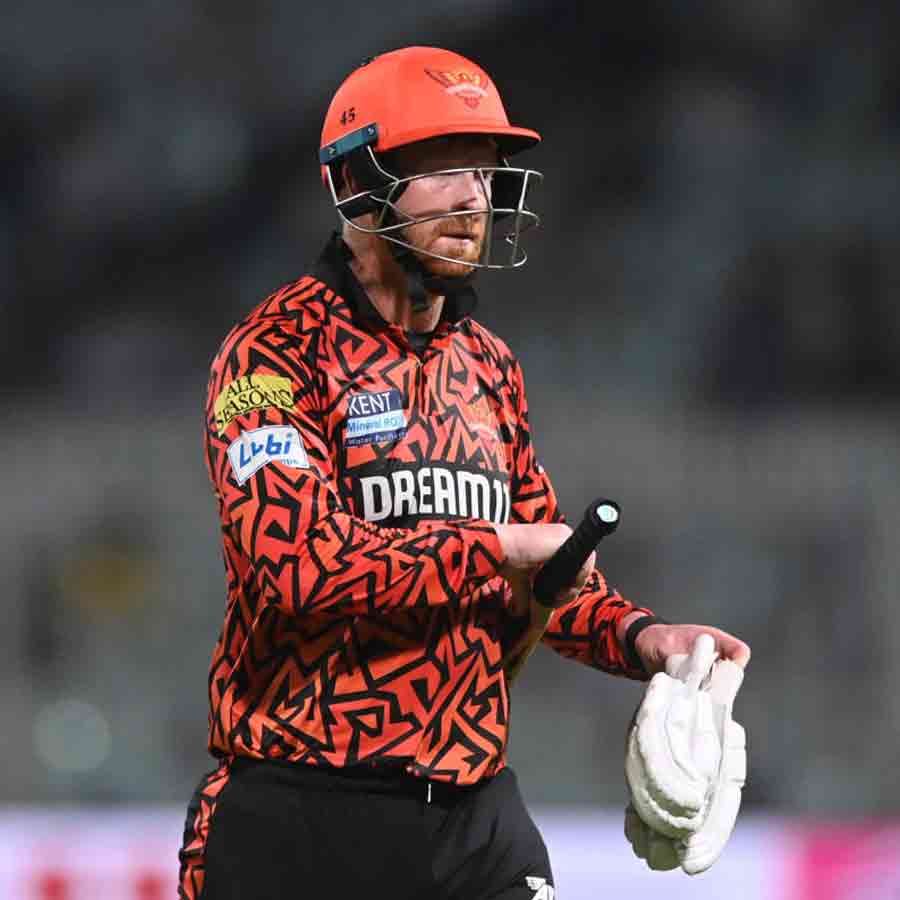 IPL teams earn crores of money even losing matches, how they profit