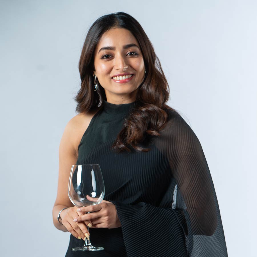 A candid chat with Bengali actress Ishaa Saha about her upcoming works and career plans