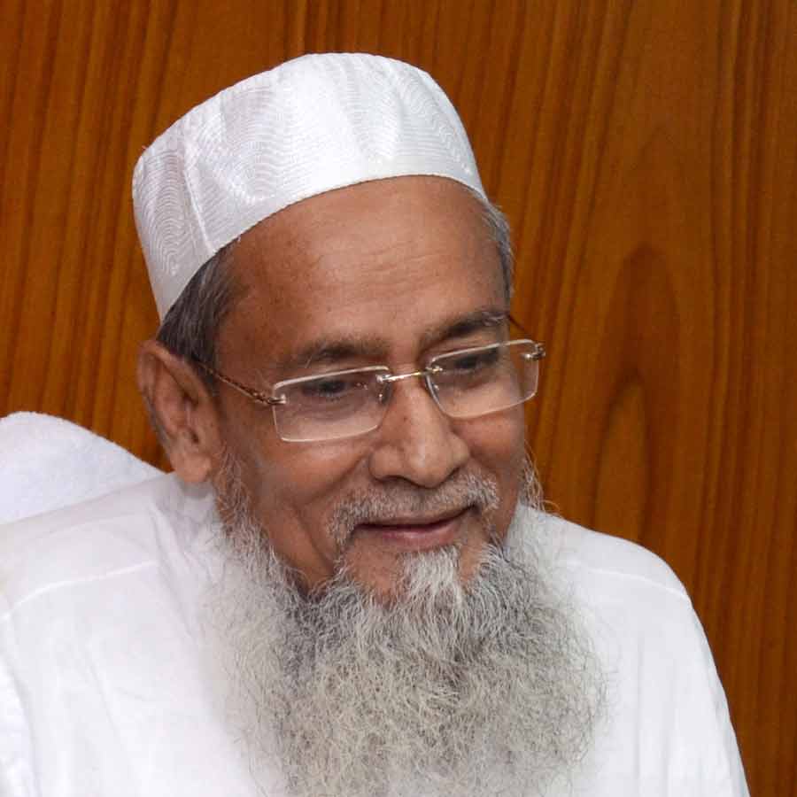রাজ্যের গ্রন্থাগারমন্ত্রী সিদ্দিকুল্লা চৌধুরী।