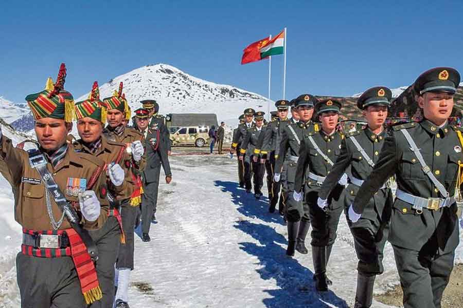 Chinese companies offer huge discount for electronic parts to India amid Donald Trump’s tariff war