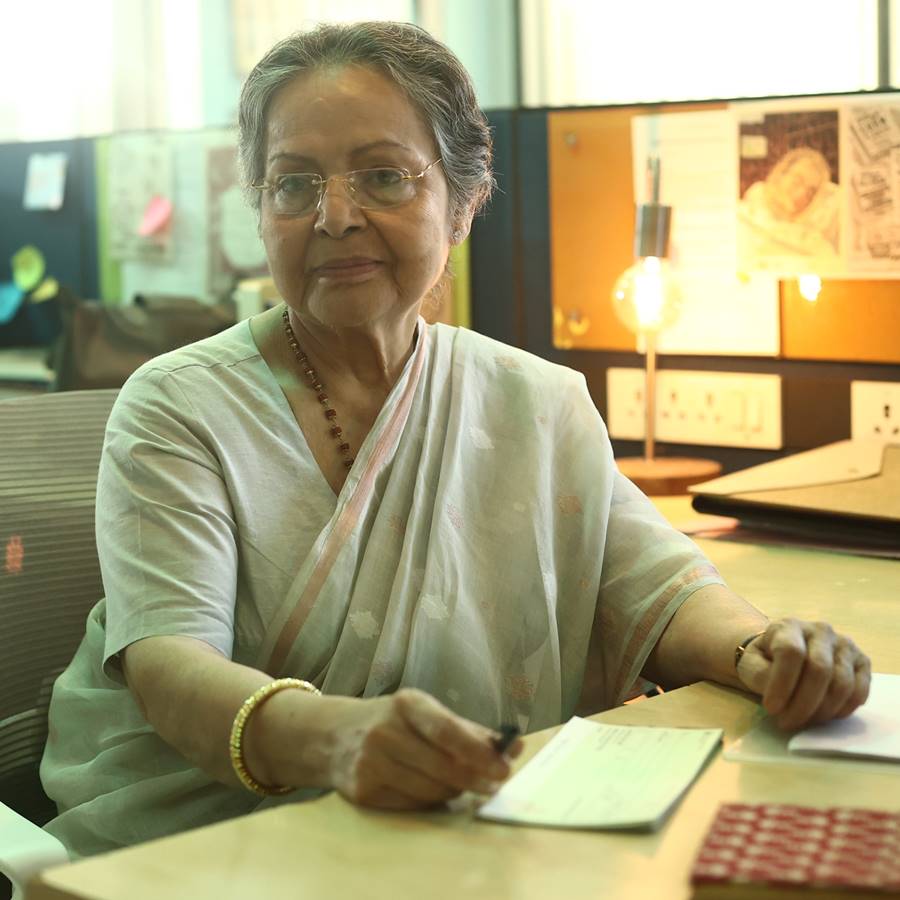 রাখি গুলজ়ার ‘আমার বস্’ ছবিতে।
