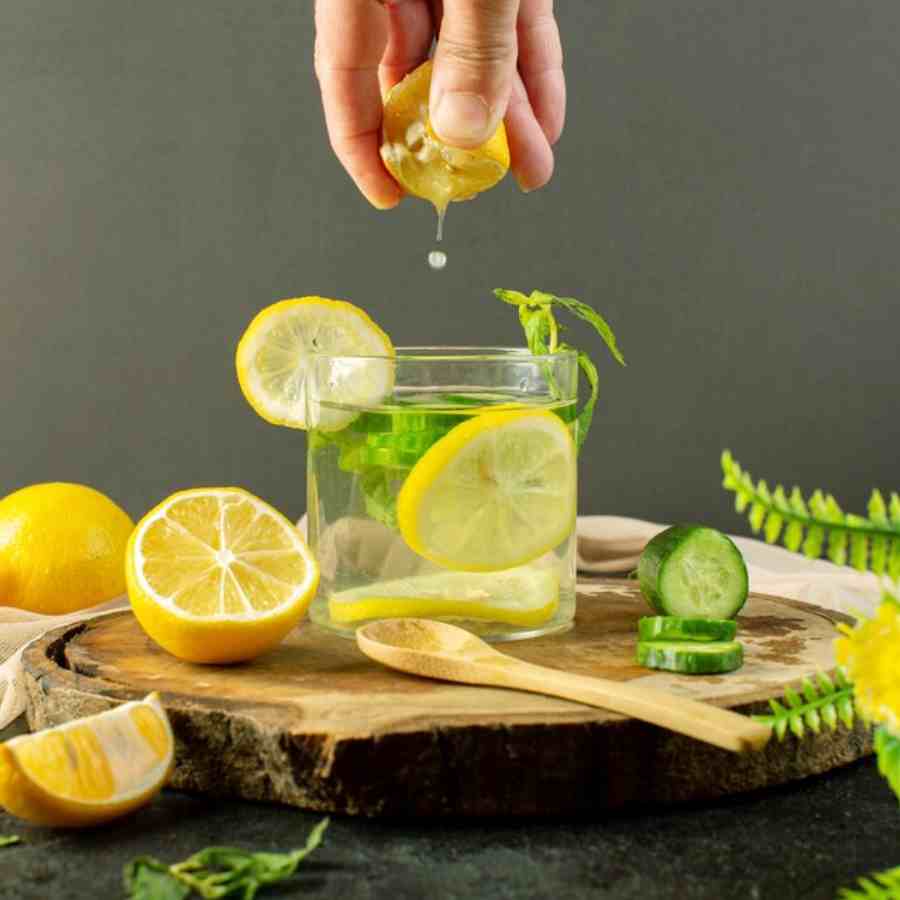 You must try these herbal detox drinks to clear toxins from stomach