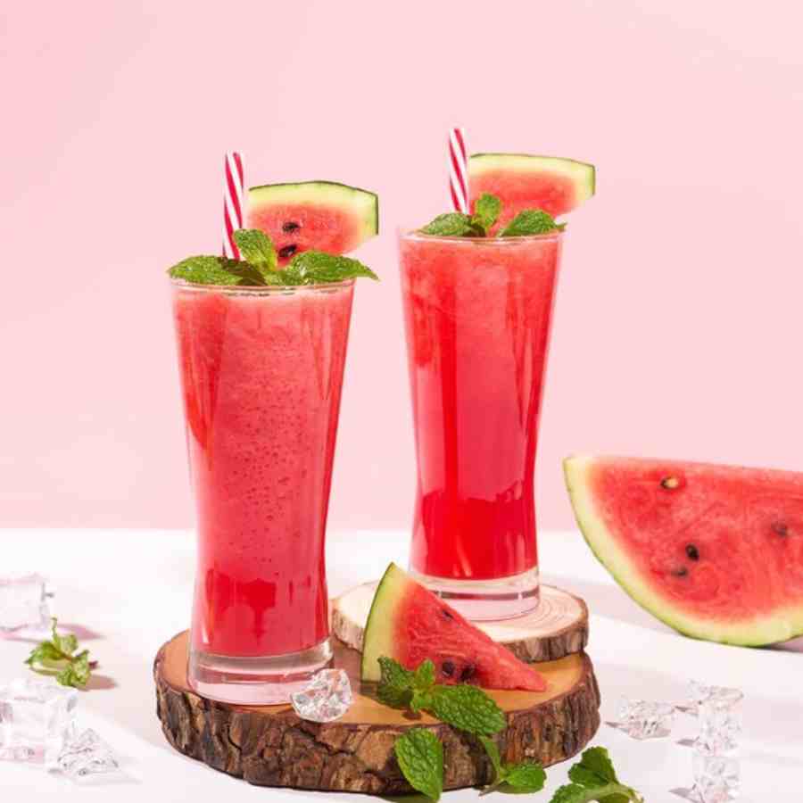 তরমুজের ঠান্ডাই শরবত।