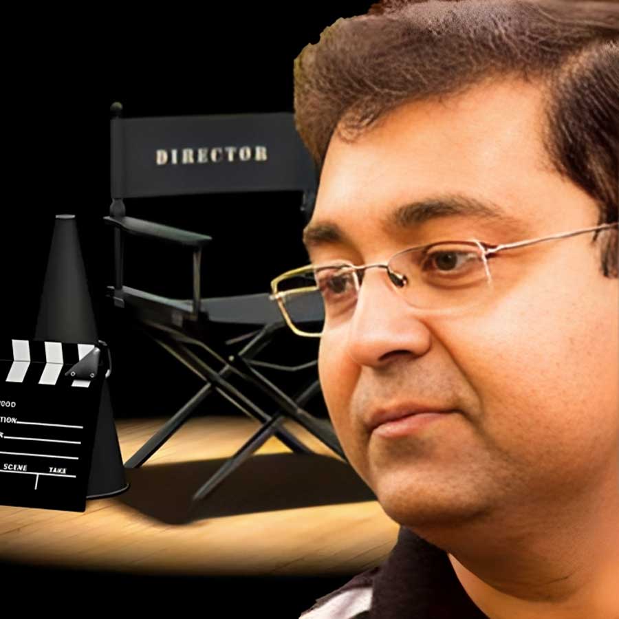 টলিপাড়ায় কাজের অনুকূল অবস্থা নেই, আক্ষেপ ইন্দ্রাশিস আচার্যের।